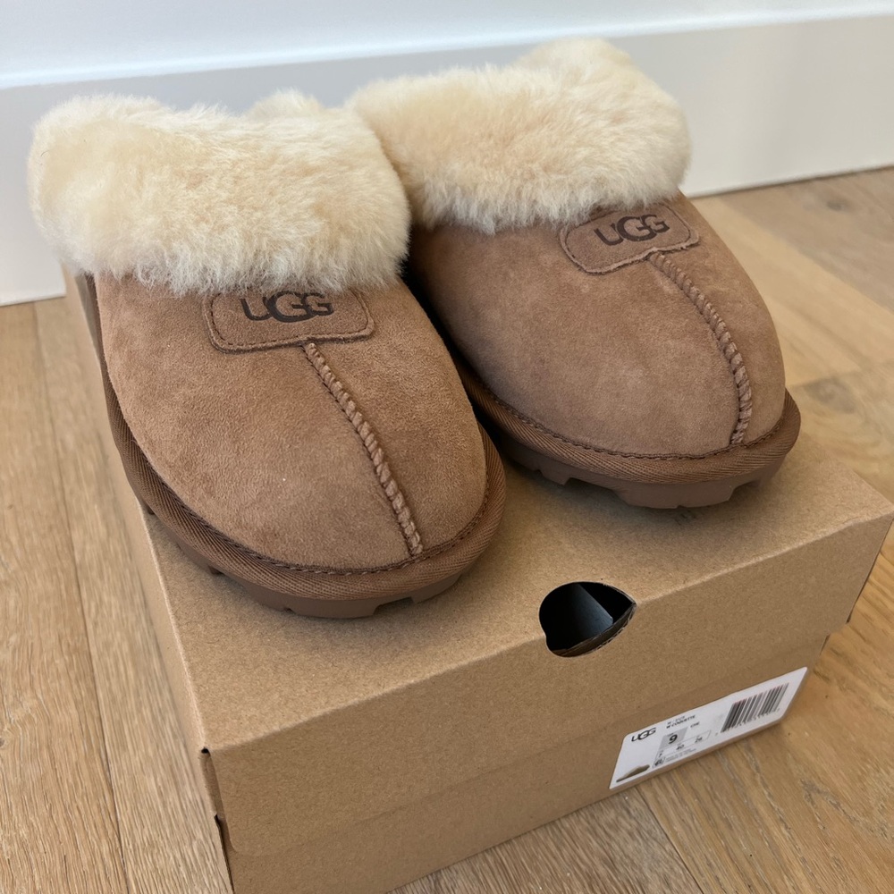 Brand New UGG Coquette Slippers with Cream Fur
